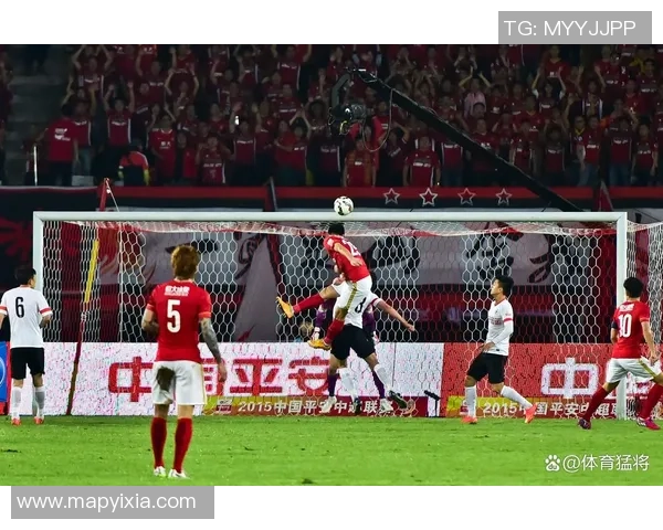 大牌足球明星红牌瞬间回顾他们的争议时刻与精彩瞬间